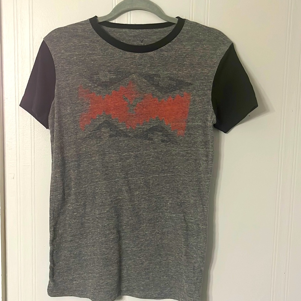 American Eagle Men’s XS Tee
